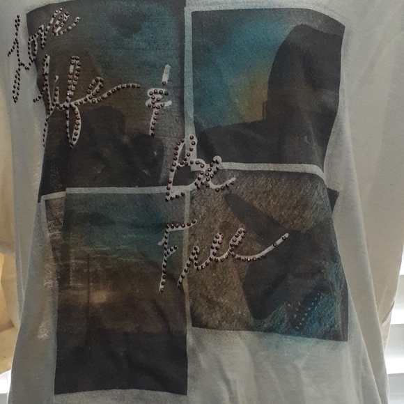 T shirt - Picture 3 of 5